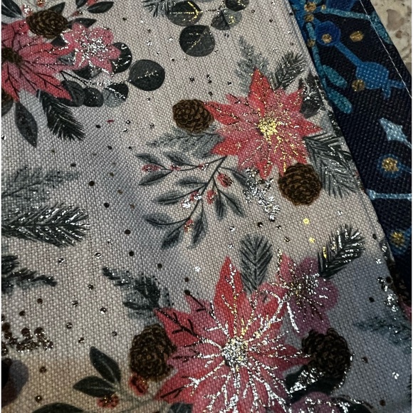 NEW Shabby Chic Set of Two Cotton Holiday Poinsettias Dish Towels 20” x 30” - Picture 3 of 8